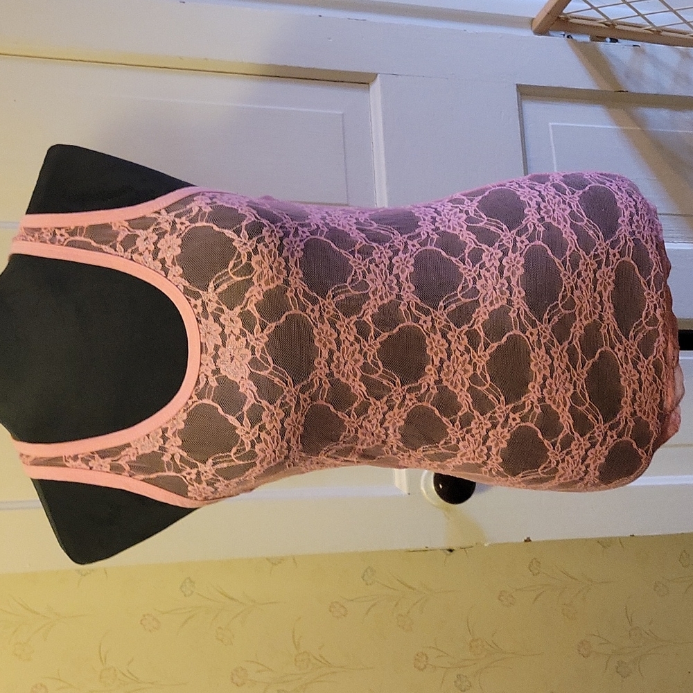 Lace tank top PRICE DROP